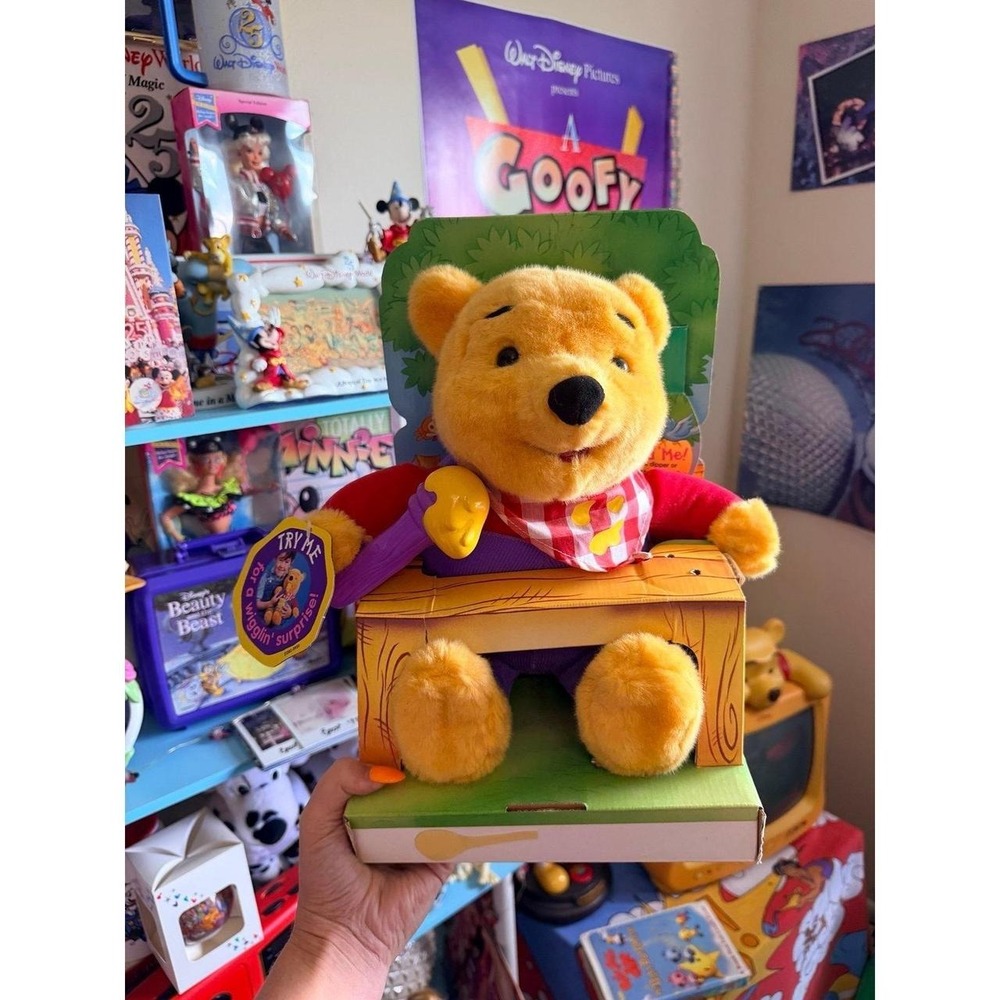 Disney Fisher Price Winnie The Pooh 1999 Interactive Talk Wiggle move honey